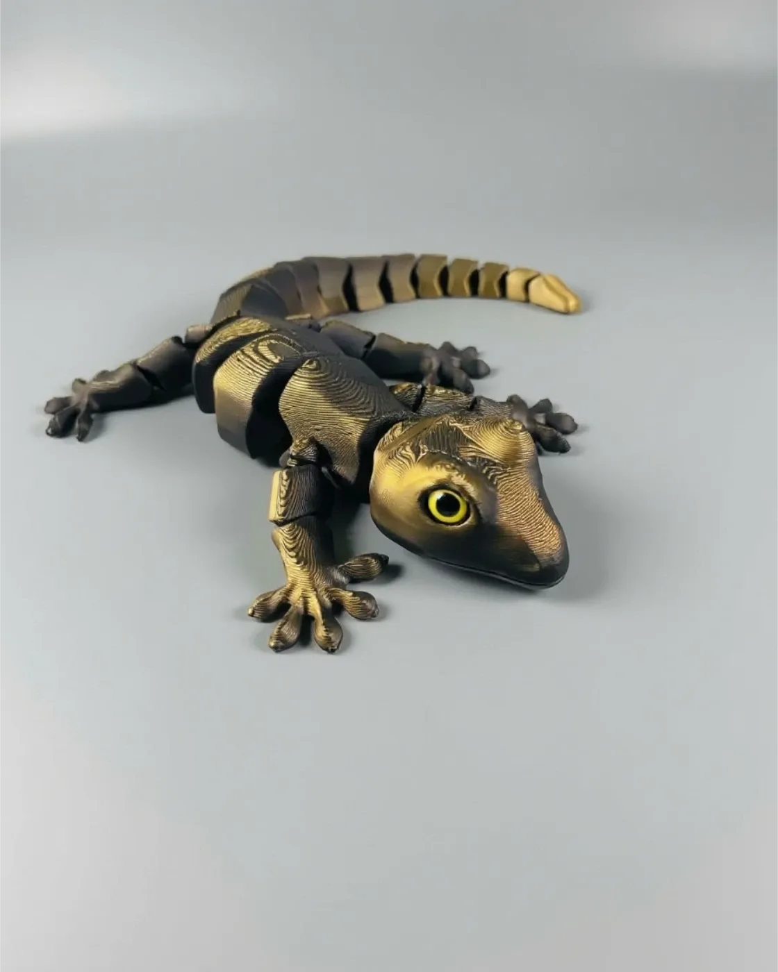 Flexi Gecko — Шарнирная игрушка-ящерица — фото 2