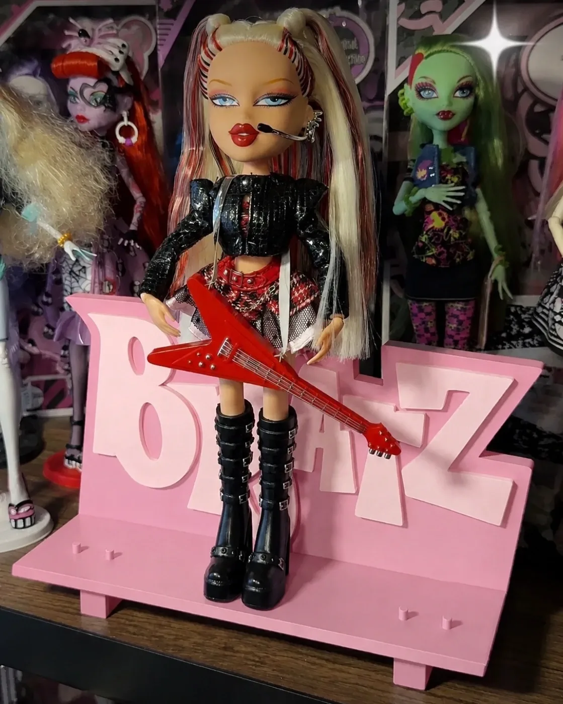Полочка BRATZ розовая — фото 6